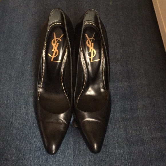 Yves Saint Laurent Shoes - YSL Yves Saint Laurent heels. Black leather. 39.5